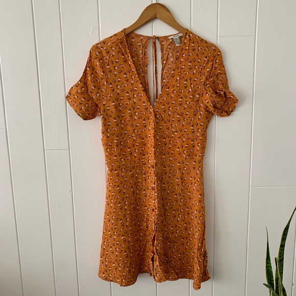 Forever 21 Dresses & Skirts - Forever 21 Orange Floral Deep-V Button Dress